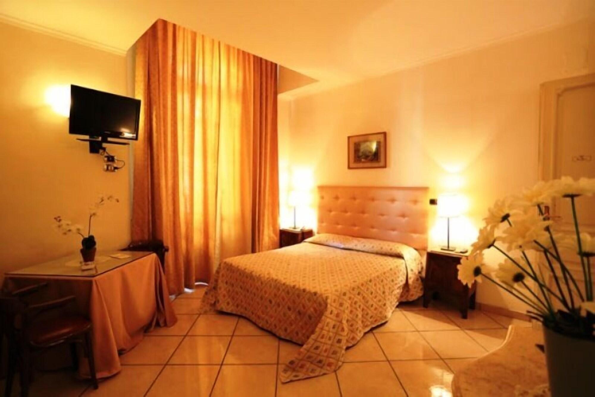 Bovio Suite Napoli Bagian luar foto