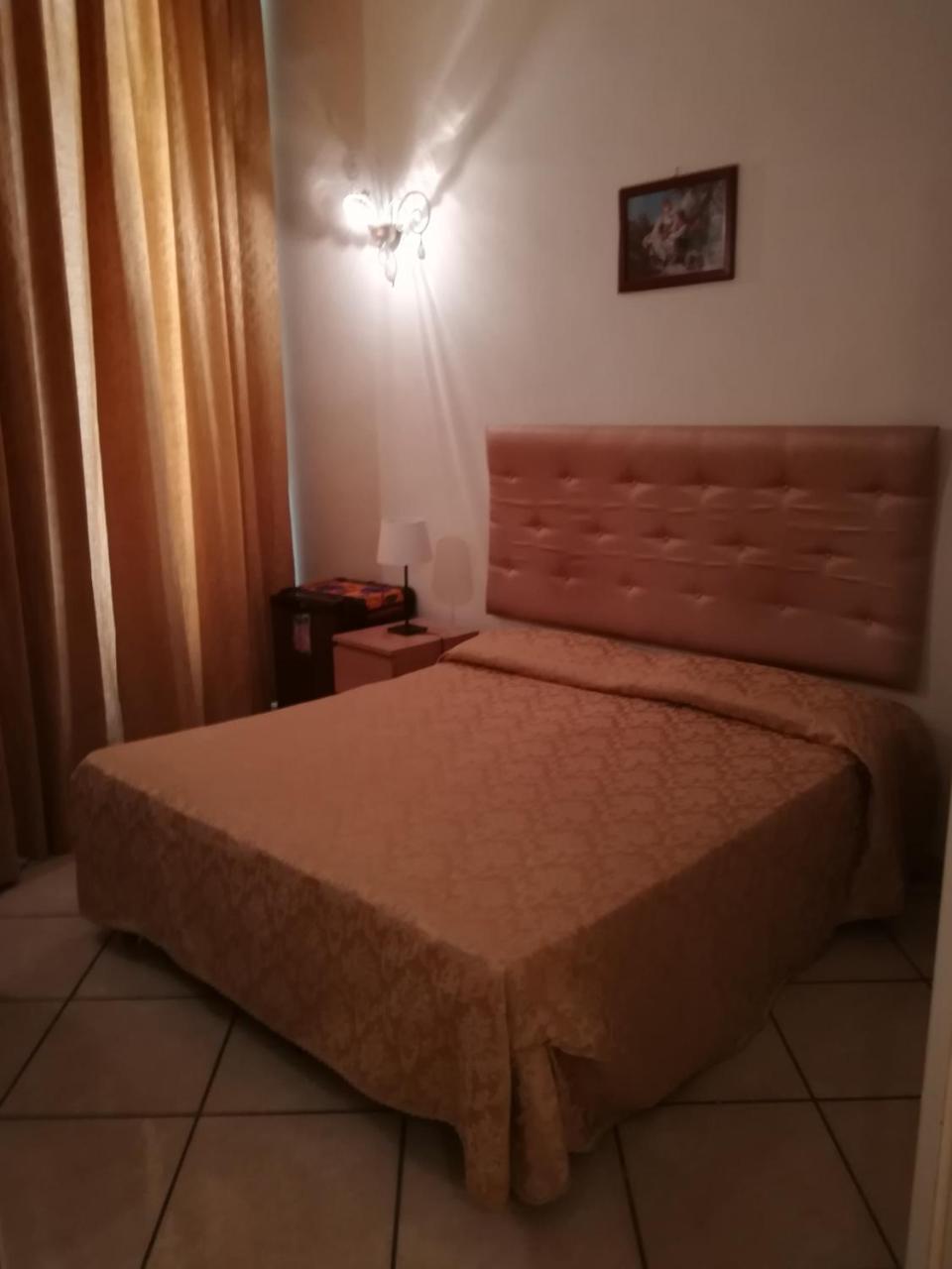 Bovio Suite Napoli Bagian luar foto